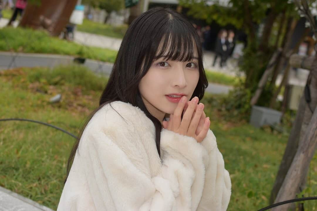 橋本麗愛さんのインスタグラム写真 - (橋本麗愛Instagram)「【お知らせ】  今年も皆さんに年賀状お届けできることになりました😊  手書きメッセージ・サインつきです。 数量限定の先着順となるのでお早めにゲットしてください〜  ※デザインは宣材写真ではないです！そのうちちゃんと変わります〜  詳細はコチラ👇🏻 12/11(月)19時〜12/20(水)23時59分 https://platinumpp.official.ec」12月10日 22時19分 - rena_hashimoto