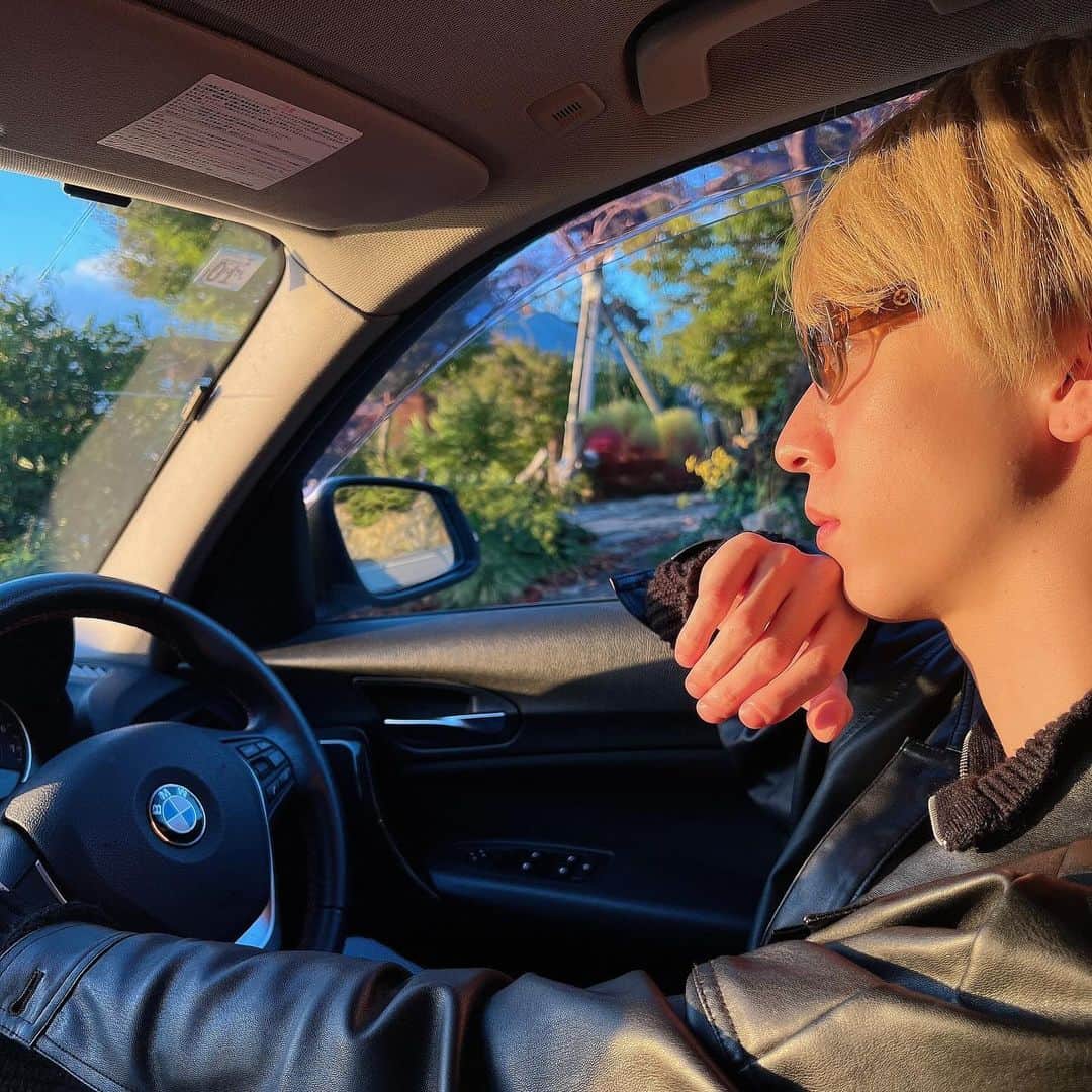 丸橋拓海さんのインスタグラム写真 - (丸橋拓海Instagram)「俺とドライブしたい？ . . . #ドライブ#助手席#車」12月10日 22時20分 - tkmrhs