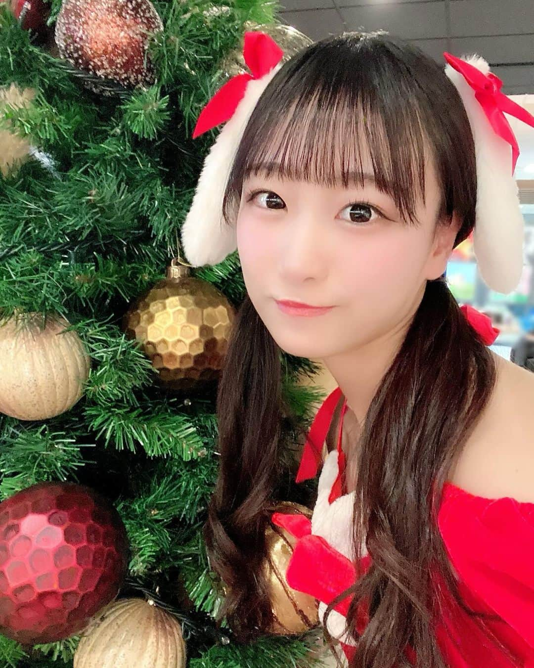 瀧脇笙古さんのインスタグラム写真 - (瀧脇笙古Instagram)「🎄うさんた🎄 ⁡ ⁡ ⁡ 14th single 最後のお話し会 ありがとうございました！ ⁡ ⁡ クリスマスdayでした！ ⁡  まつパしたてだよ👀  カラコンは #melady 🖤 ⁡ ⁡ ⁡ #イコラブ」12月10日 22時36分 - takiwaki_shoko_