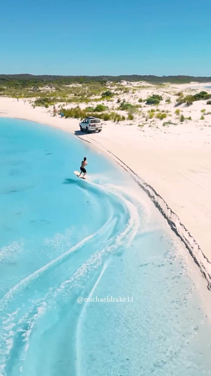 BEAUTIFUL DESTINATIONSのインスタグラム：「These have got to be some of the prettiest beaches you’ll ever see! 🌺 Crystal clear water, blue skies and miles of soft sandy beach to explore - doesn’t that sound like the recipe for a perfect getaway? 🌊🌴  What’s your favorite beach activity? 👙🌞🏄‍♂️   1. 📽 @michaeldrake11 📍 Western Australia, Australia  2. 📽@lunaswayfare 📍Mentawai Islands Regency, Indonesia  3. 📽 @hobopeeba 📍Socotra, Yemen  4. 📽@leadorablee  📍Sardinia, Italy  5. 📽@helen_jannesonbense  📍 Pink Beach, Komodo National Park, Indonesia  6. 📽@_markfitz  📍 Betty’s Beach, Australia  7. 📽@j_kreiss  📍McWay Beach, California, USA  8. 📽@escape2thai 📍Koh Lao Lading, Krabi, Thailand  9. 📽@michaeldrake11 📍Western Australia, Australia  10. 📽@mickwagey 📍Mandel Beach, Indonesia  11. 📽@eddiefitz7 📍Outer Hebrides, Scotland」