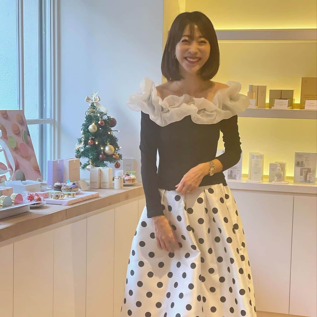 木本泉のインスタグラム：「- @yeppeuda_jp のPOPUP🩷  可愛い韓国ブランドのお洋服も販売されていました！  可愛いね〜と美代子さんと試着。 大笑いして楽しい日曜日でした⭐️  笑ってお喋りが1番元気の源だなと。」
