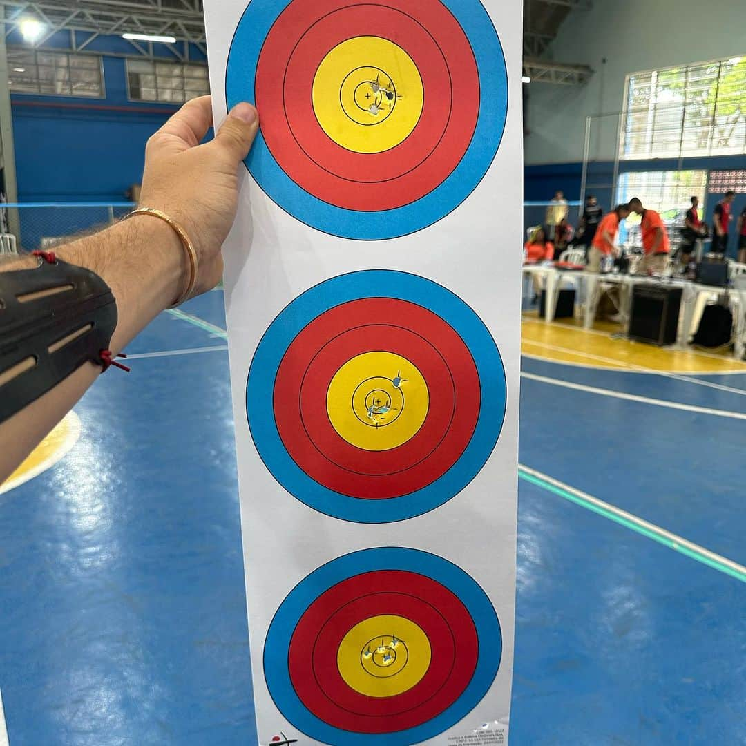 マルクス・ヴィニシウス・ダルメイダさんのインスタグラム写真 - (マルクス・ヴィニシウス・ダルメイダInstagram)「Campeão brasileiro indoor 🏹  12 disparos no 10 na final, pontuação perfeita 🥶 Feliz com esse começo de temporada indoor. Em janeiro estarei disputando a copa do mundo indoor 🎯 . @petrobras #TimePetrobras @cdafab @wiawis_archery @beiterarchery @truball_axcel #BolsaAtleta @esportegovrj @esportegovbr @brasilarco.oficial @clubedisparabrasil」12月11日 2時53分 - disparadalmeida