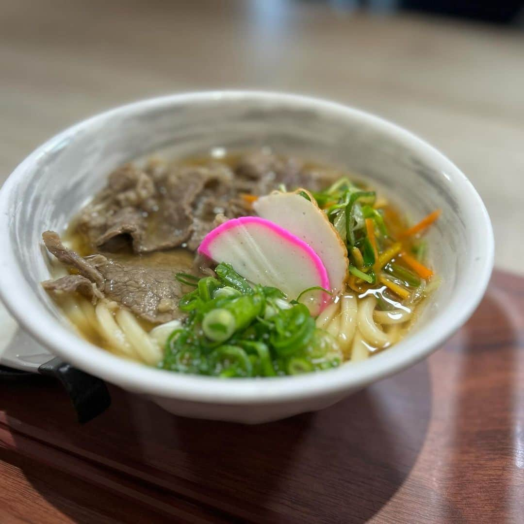 水谷千重子さんのインスタグラム写真 - (水谷千重子Instagram)「おふざけピン芸人3人が松阪市をおしゃれな現代風な着付けをしていただいてぶらぶら旅してきましたわよって👏👏👏 可愛いじゃない😍😍 今週の花咲かタイムズでオンエアよ！ 東海地方の方是非ご覧になって！ 全国でもロキポってやつでご覧になれますわよ😉 #花咲かタイムズ #推し旅 #着物 #松阪市 #松阪肉のうどん」12月11日 14時23分 - mizutanichieko