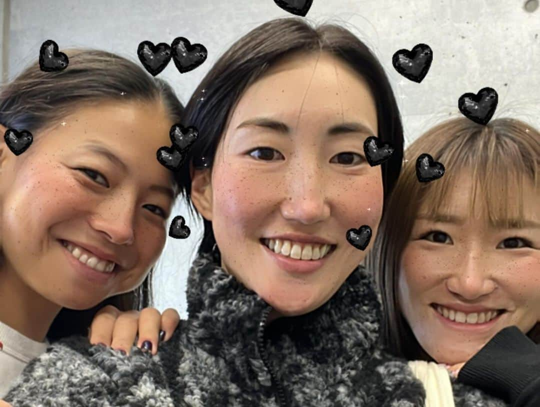 浅井悠由さんのインスタグラム写真 - (浅井悠由Instagram)「"  Tomodachi❤️いつもありがとう！ Love you guys🤜🏻♡🤛🏻  #首は触るな#friends #friendship」12月11日 14時19分 - youasai4