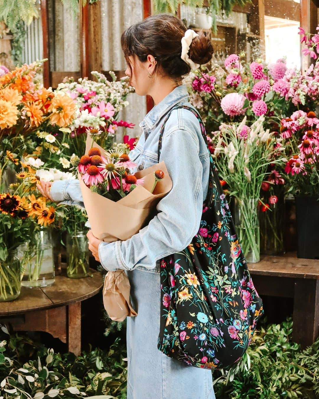 SPELLのインスタグラム：「Meet our latest renew tote 💐 crafted from deadstock fabric from collections of our past… the perfect on-the-go morning market companion, to hold all of life’s treasures 🧺 @poppyandfernflowers」