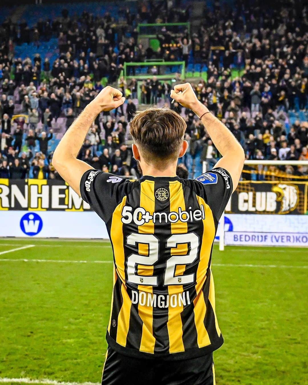 フィテッセさんのインスタグラム写真 - (フィテッセInstagram)「Slaap lekker, Vitessenaren! 🥰  #Vitesse #VITher」12月11日 7時08分 - mijnvitesse