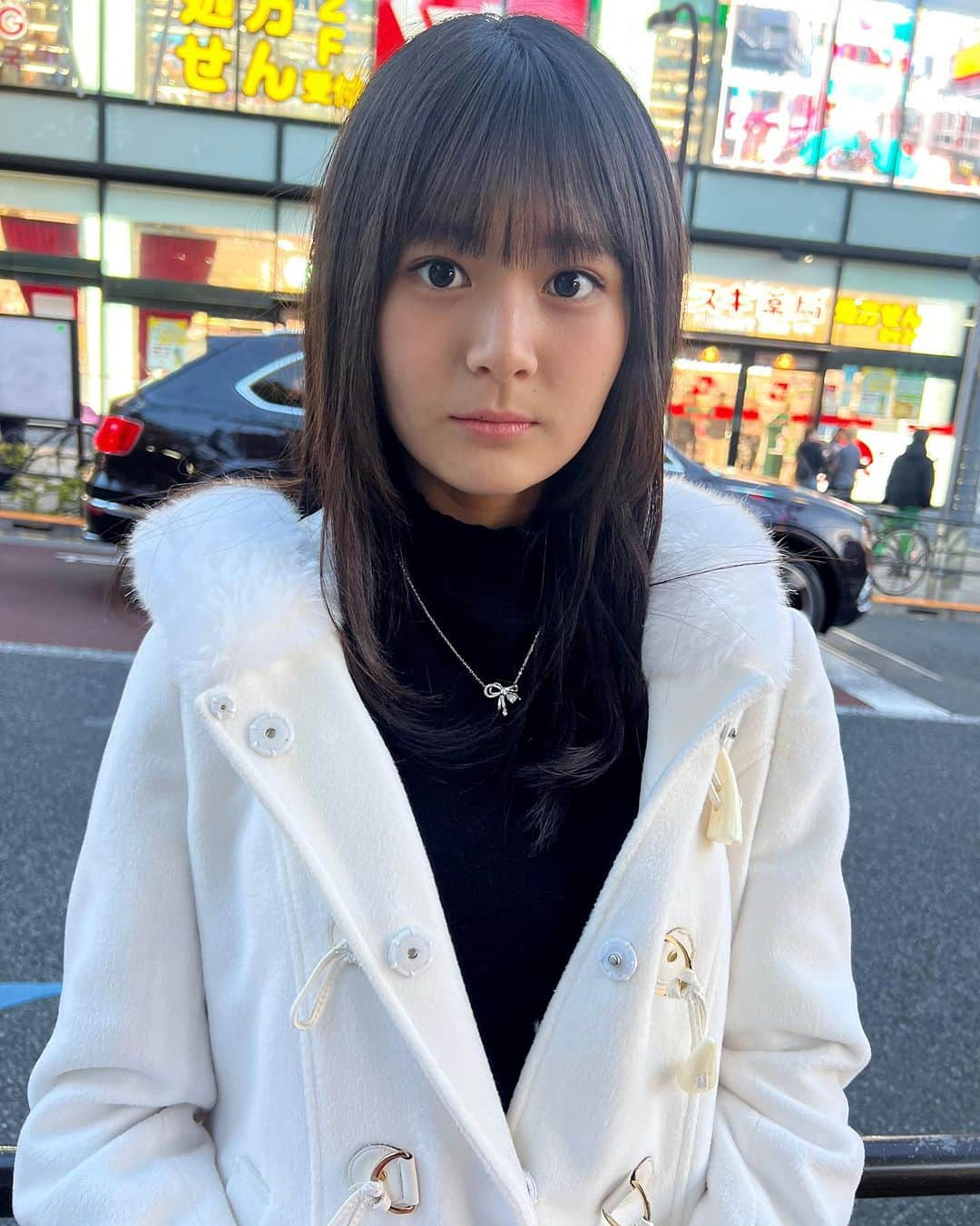 伊與田綾音のインスタグラム：「おはようございます！月曜日頑張りましょう！✨」