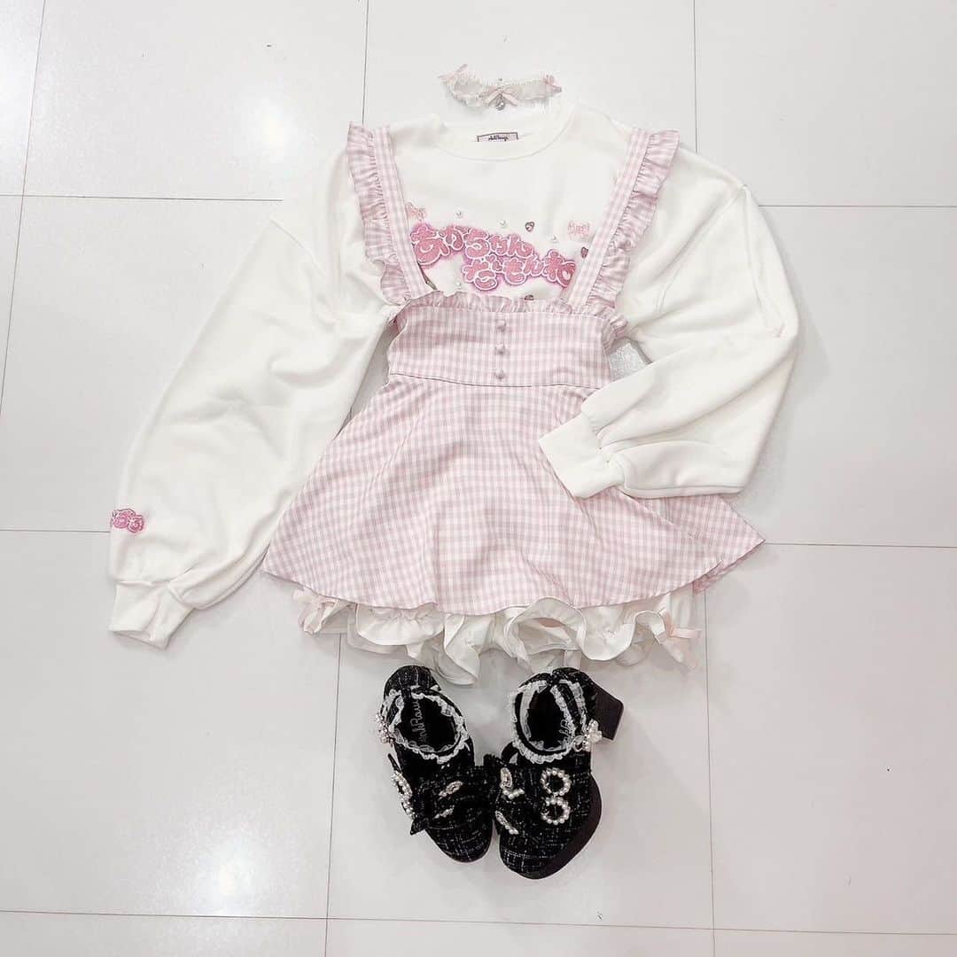 Ank Rougeのインスタグラム：「【 🎀 New arrival 🎀 】  ♡ あかちゃんだもんねプルオーバー ♡ ギンガムバルーンスカパン  Ank Rouge店舗今週入荷✨」