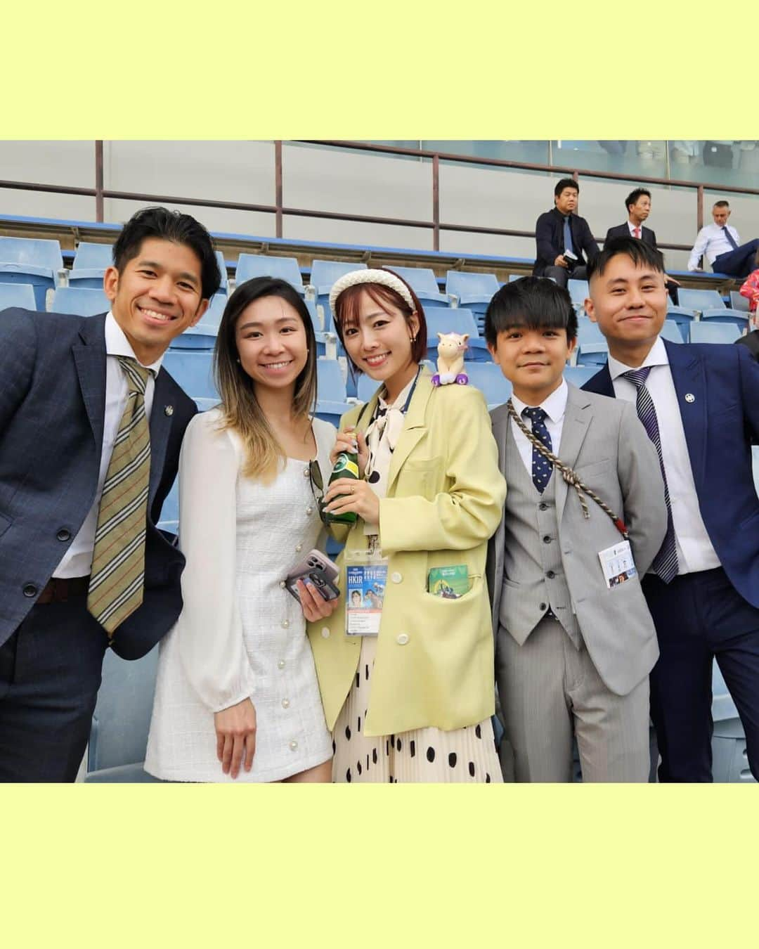 桑原茉萌さんのインスタグラム写真 - (桑原茉萌Instagram)「【香港競馬5日目🇭🇰🏇】 Thank you for taking a picture with me❣️❣️ in Sha Tin Racecourse 🏇  #香港 #hkjc #hongkong #horseracing  #騎手 #競馬 #香港競馬 #香港国際競走  #國際騎師錦標賽 #浪琴國際騎師錦標賽 #騎師非凡一族 #跑馬地馬場 #浪琴 #IJC #LonginesIJC #HKRacing #Jockeysarespecialbreed #GoRacingHK #HappyValleyRacecourse  #longines #香港國際賽事 #浪琴香港國際賽事 #世界舞台草地王者 #沙田馬場  #浪琴 #HKIR #HKRacing #turfworldchampionships #GoRacingHK  #ShatinRacecourse  #longines #umajo #fyp #shatinracecourse」12月11日 12時10分 - cindystory__