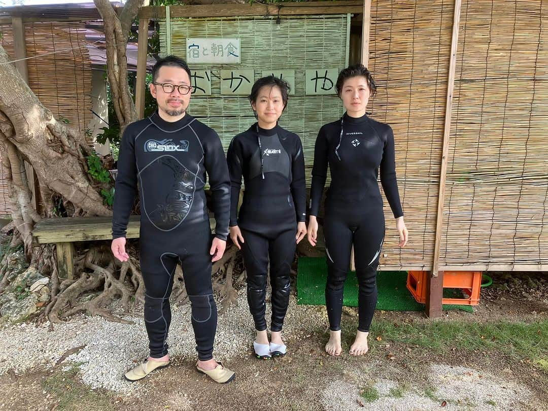 谷崎テトラさんのインスタグラム写真 - (谷崎テトラInstagram)「今年のラスト原点海帰。久高島の最高気温26℃。」12月11日 12時30分 - tetra_