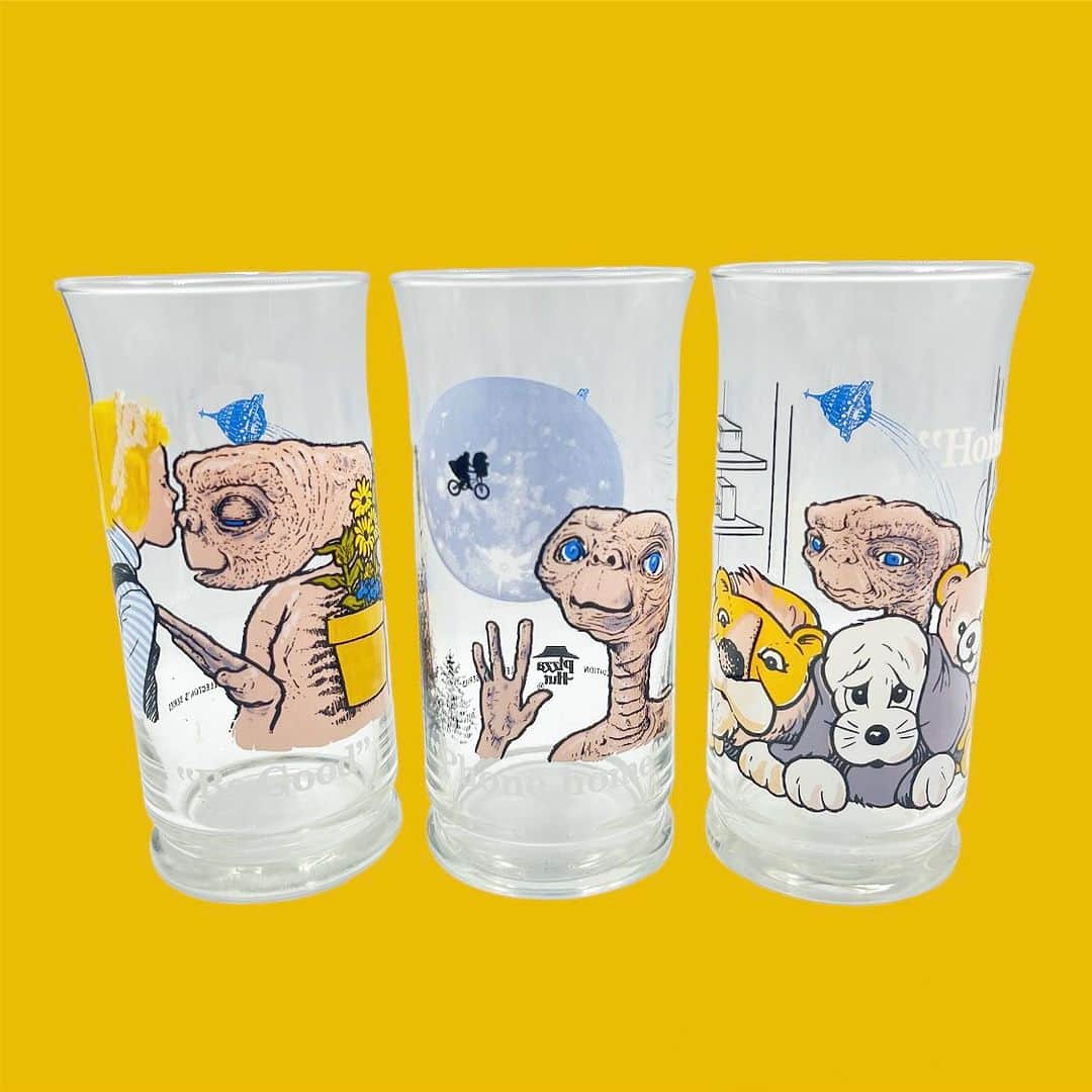 おもちゃやSPIRALのインスタグラム：「80's E.T. Pizza Hut glass入荷しました！  揃えて使ってもかわいいですよー☻」