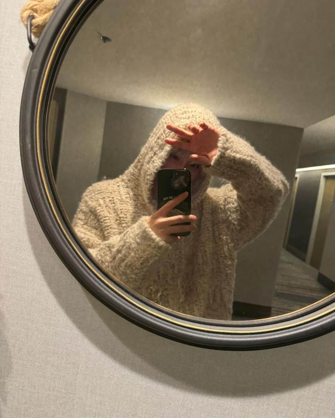 マークさんのインスタグラム写真 - (マークInstagram)「Brevity doesn’t stop me from having a connection with #boston」12月12日 0時05分 - onyourm__ark