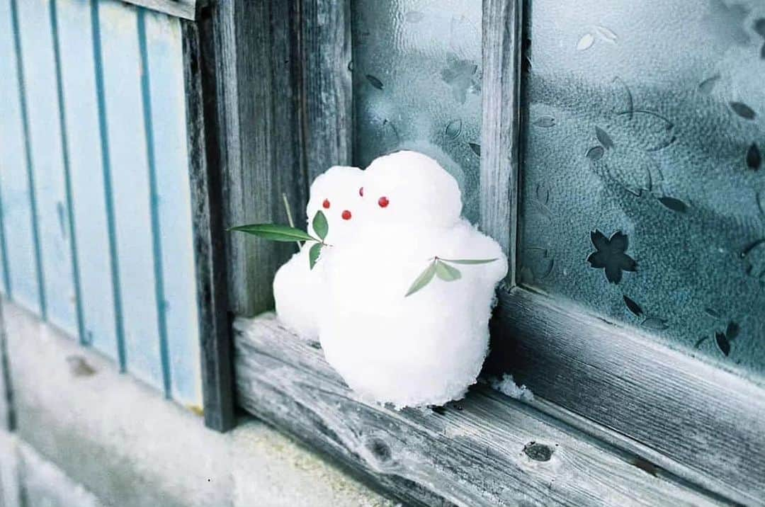 岩倉しおりさんのインスタグラム写真 - (岩倉しおりInstagram)「雪遊び。」12月12日 0時11分 - iwakurashiori