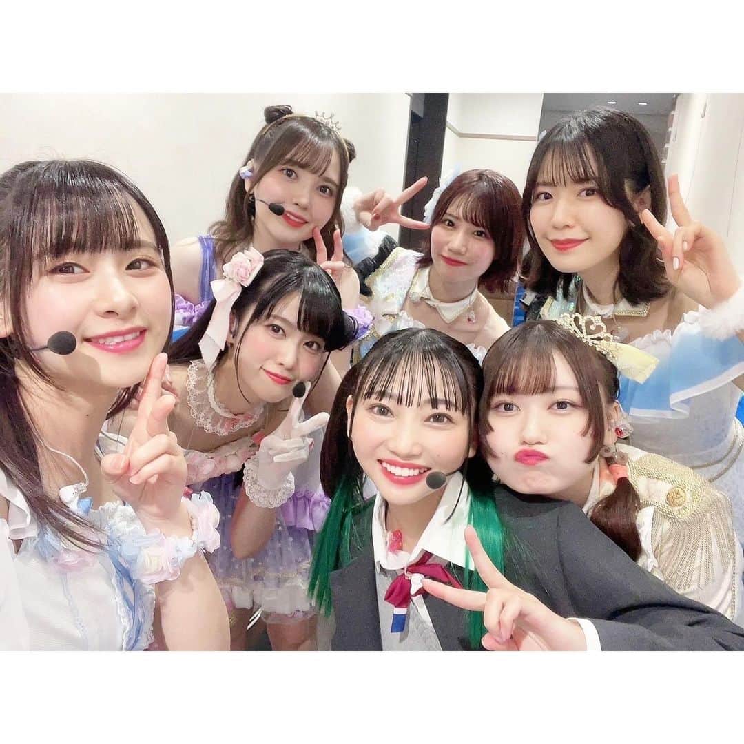 鬼頭明里さんのインスタグラム写真 - (鬼頭明里Instagram)「異次元フェス アイドルマスター⭐❤ラブライブ！歌合戦⭐ 二日間ありがとうございました‼️✨  東京ドームにて本当に異次元で素敵なライブに参加できて まだまだ余韻に浸り中…… イヤモニをしていても聞こえる会場の歓声に 毎回びっくり感動しながらステージでパフォーマンスさせて頂きました🌟  いろんな方々と一緒にライブができて、私自身も大切な思い出になりました✨」12月11日 16時24分 - akarikito1016