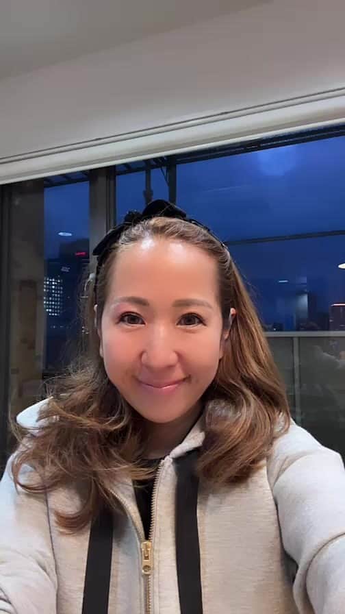 伊藤羽仁衣のインスタグラム：「サングラスご紹介ライブ🕶️ 1日残します✨✨✨ また明日の夜ゆっくりライブしますね🤍 あなたはTYPE A❓B❓C❓ @thehanybijoux_official」