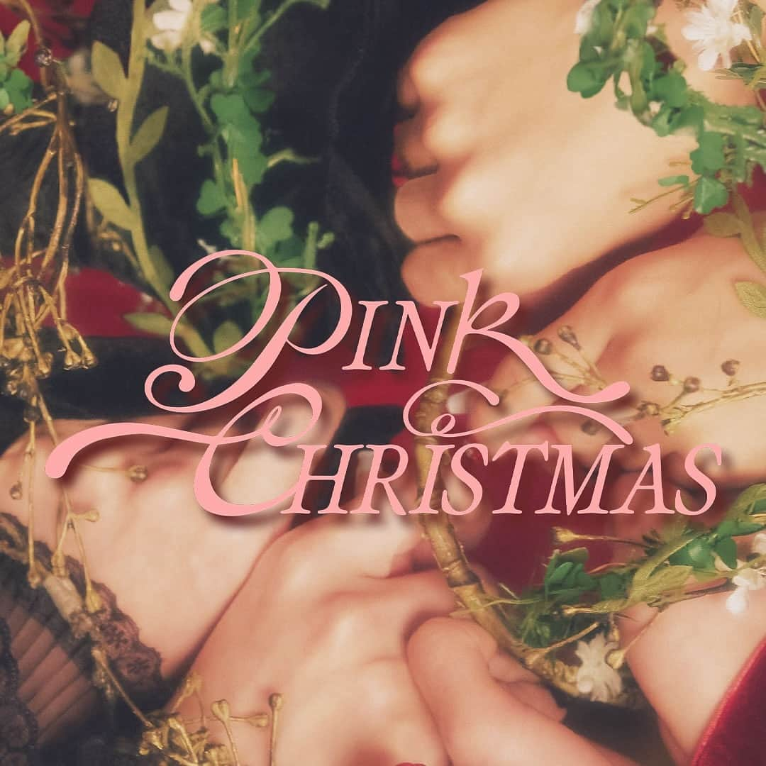 Apinkさんのインスタグラム写真 - (ApinkInstagram)「[#에이핑크] Apink 에이핑크 ’PINK CHRISTMAS‘ MV  ▶ https://youtu.be/KpEEc1WGyS4   #Apink #PINK_CHRISTMAS」12月11日 18時05分 - official.apink2011