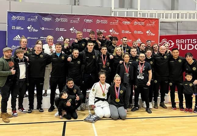 海老沼匡のインスタグラム：「Happy and disappointed. Thanks for a lots of inspiration. We had a great weekend. I feel so blessed to be working with you😭💪🔥✨  @camberleyjudoclub  9-10th December」