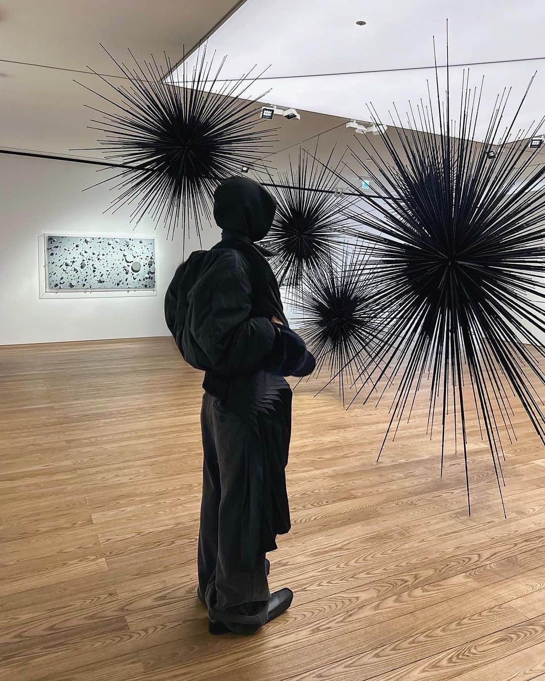 Junyoungのインスタグラム：「. 한남동에 너무 좋은 전시회 Kohei Nawa : Cosmic Sensibility」