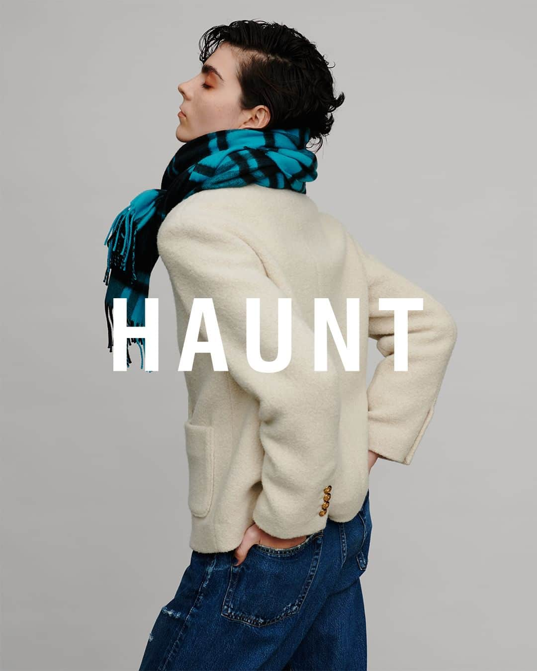 haunt Daikanyamaさんのインスタグラム写真 - (haunt DaikanyamaInstagram)「Style: BOXY JACKET Color: IVORY  Johnstons of Elgin Style: CASHMERE STOLE Color: TURQUOISE @haunt_daikanyama @johnstonsofelgin  #hauntdaikanyama  #2023fw #collection #johnstonsofelgin #stole」12月11日 19時00分 - haunt_daikanyama