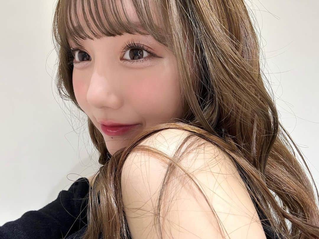 田島櫻子さんのインスタグラム写真 - (田島櫻子Instagram)「𝑁𝑒𝑤 ℎ𝑎𝑖𝑟 𝑐𝑜𝑙𝑜𝑟👱🏻‍♀️🪄‪‪❤︎‬」12月11日 19時12分 - sakurako219