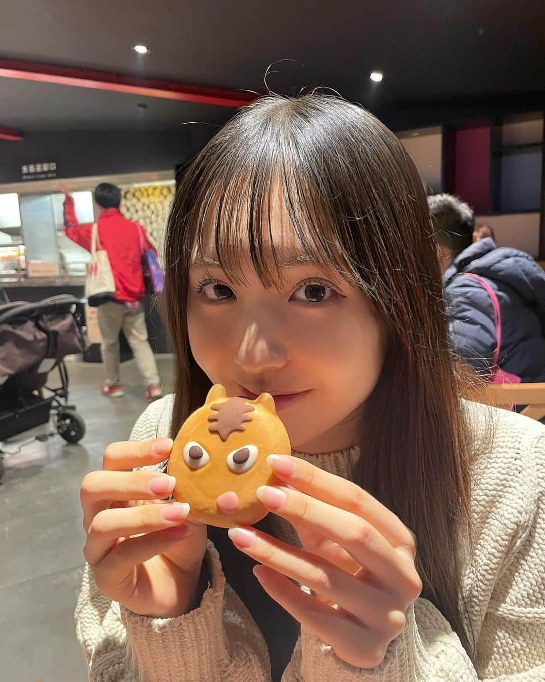 清水あす香のインスタグラム：「東京メガイルミネーションに行ってきました🎠💡´-  今年イルミネーション行けてよかったです(T-T) ここも一緒に行ってくれてありがとう♡   #東京メガイルミネーション #イルミネーション #東京 #06 #sjk」