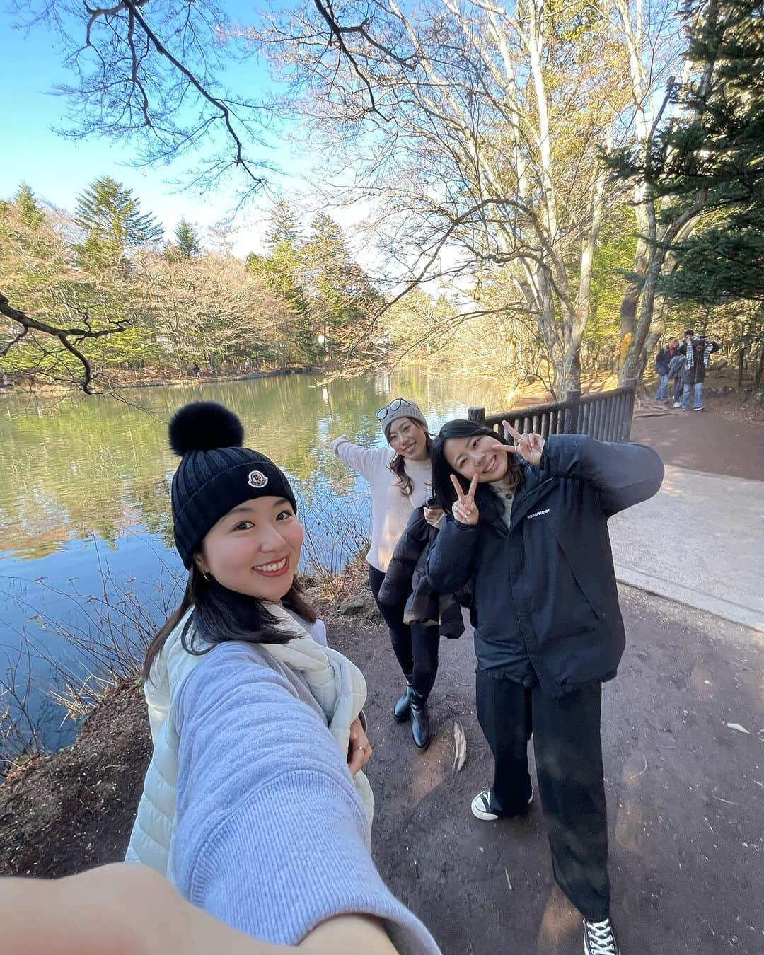 木村彩子さんのインスタグラム写真 - (木村彩子Instagram)「. 🤍OFF day🤍 . 友達と軽井沢旅行🌲 冬の軽井沢はとっても素敵でした🍂❄️ . ノープランだったから 予約もなーんもしなかったけど 私たちらしくてそれもまた素敵🕊️ . Thank you so much 🩷 . #軽井沢  #高校からの親友 #ゆきちゃん #はるかちゃん #次は海外行きたいね #行きたい行きたい行きたーい #やりたいやりたいやりたーい #海外旅行✈️」12月11日 19時15分 - ayako___kimura