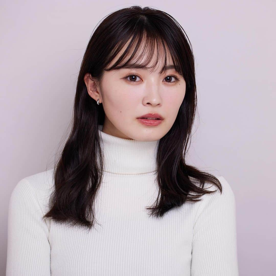 角川友紀のインスタグラム：「⁡ 自分じゃできない韓国メイク💄 ⁡ 長めアイラインとまつ毛が要らしい、、！ これを聞いてからアイライン気持ち長めに メイクするようになりました👀 ⁡ ⁡ #韓国メイク#韓国コスメ」