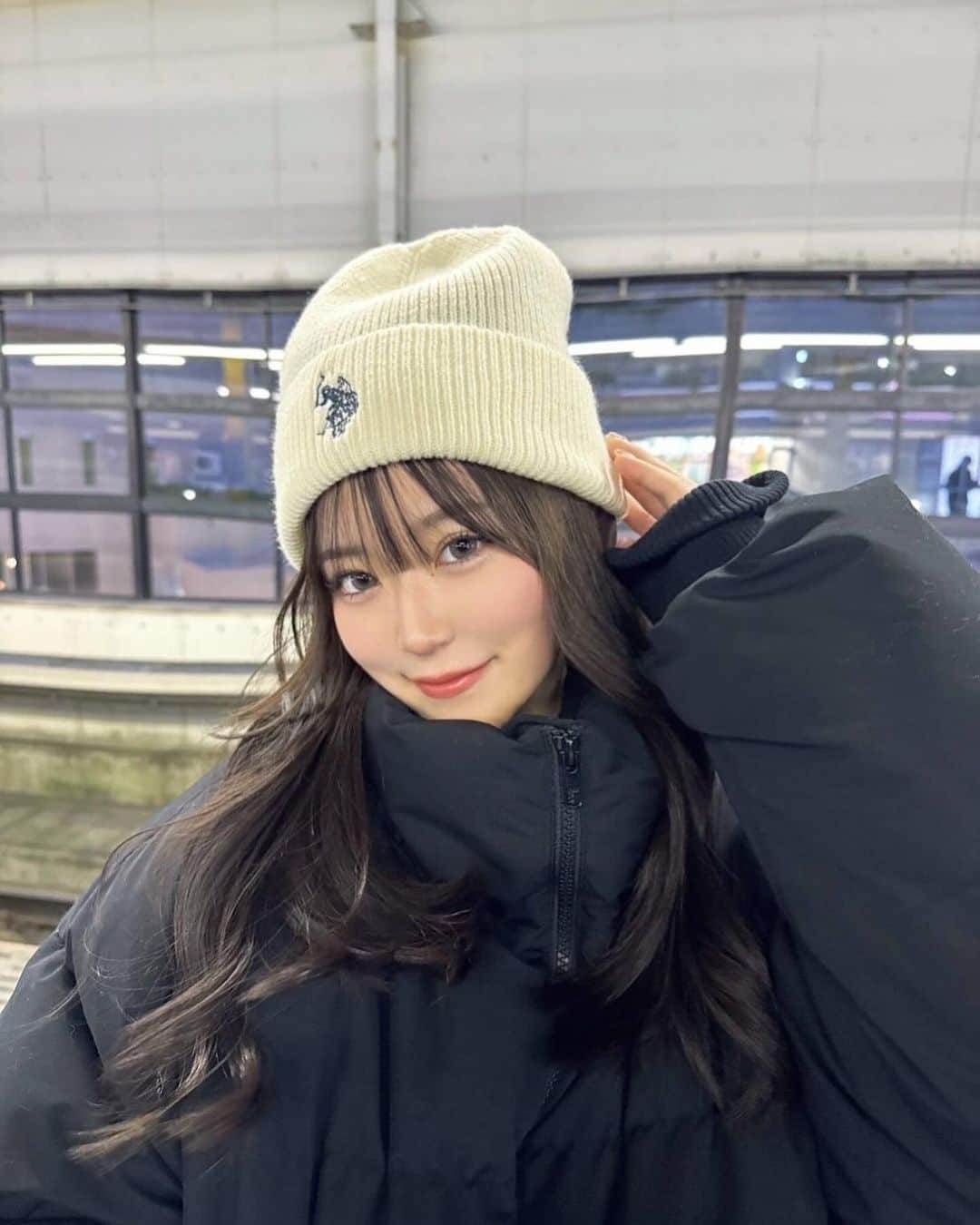 本田るあさんのインスタグラム写真 - (本田るあInstagram)「ニット帽被ったの何気にはじめて^^」12月11日 19時24分 - luuua_1113