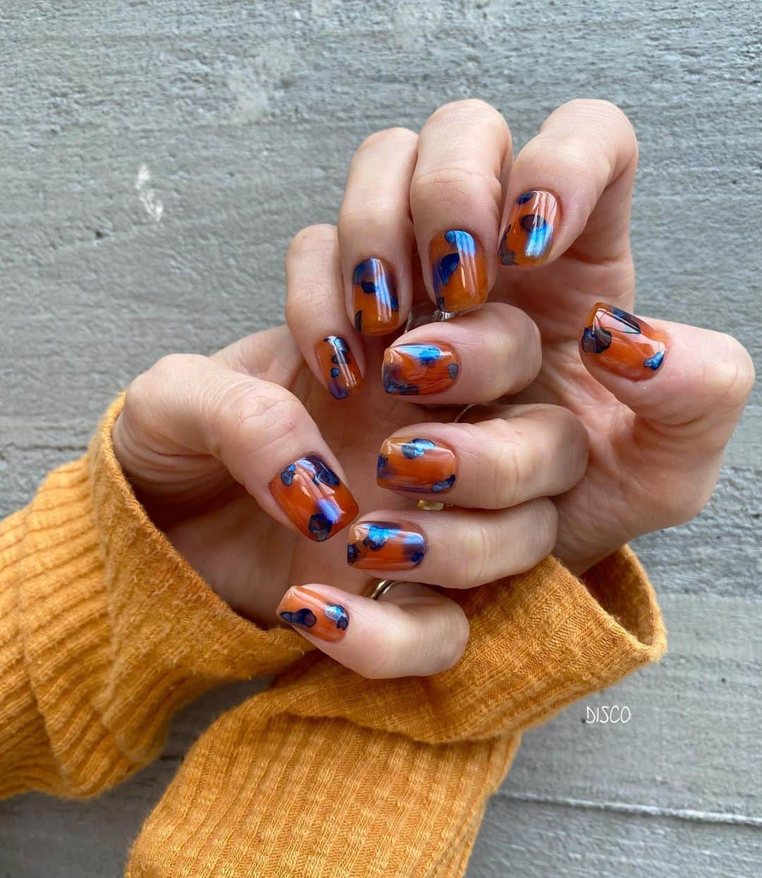 金子渚のインスタグラム：「🧡🪁  Nail by @nagisakaneko (75min＋α) @disco_tokyo #disconail」