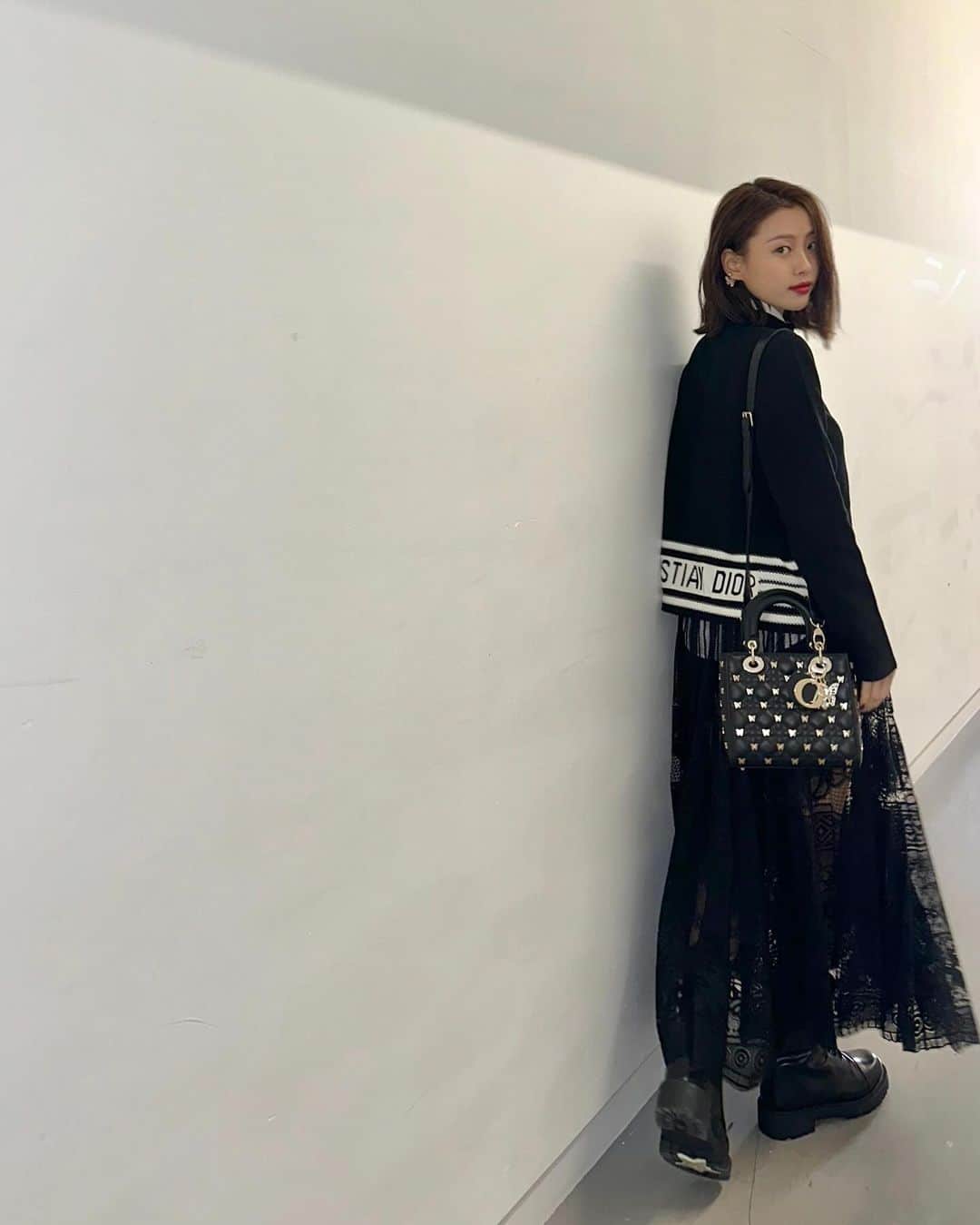 コ・ミンシさんのインスタグラム写真 - (コ・ミンシInstagram)「@Dior #LadyDior #DiorCruise 🖤」12月11日 19時52分 - gominsi