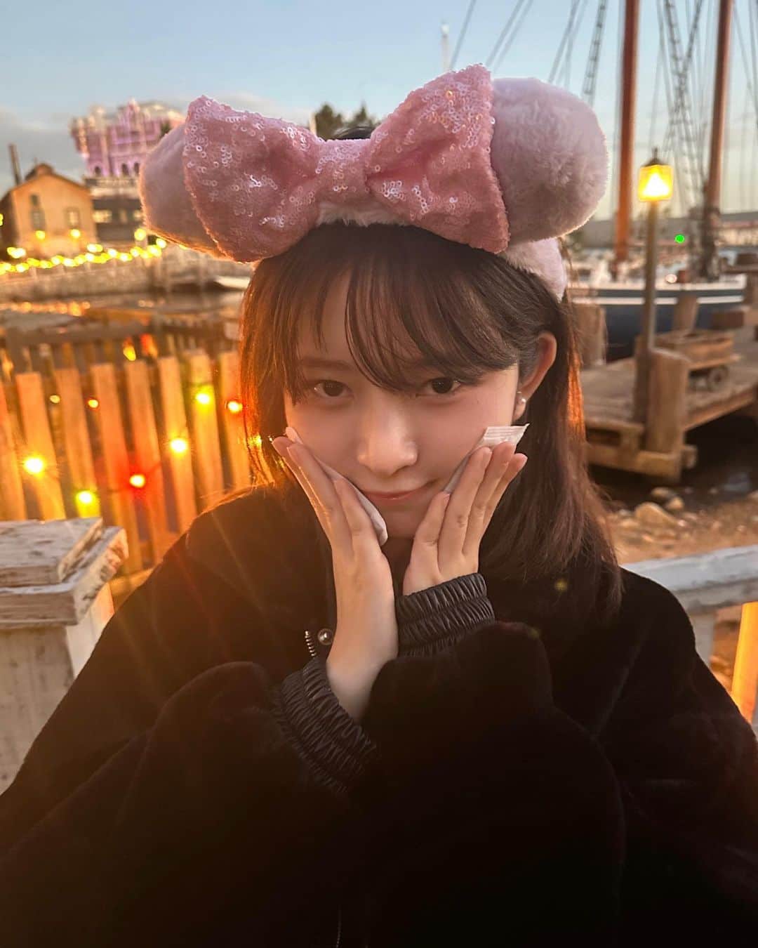レイさんのインスタグラム写真 - (レイInstagram)「따듯해지는 마법( っ◜~◝c)🧣」12月11日 20時05分 - reinyourheart