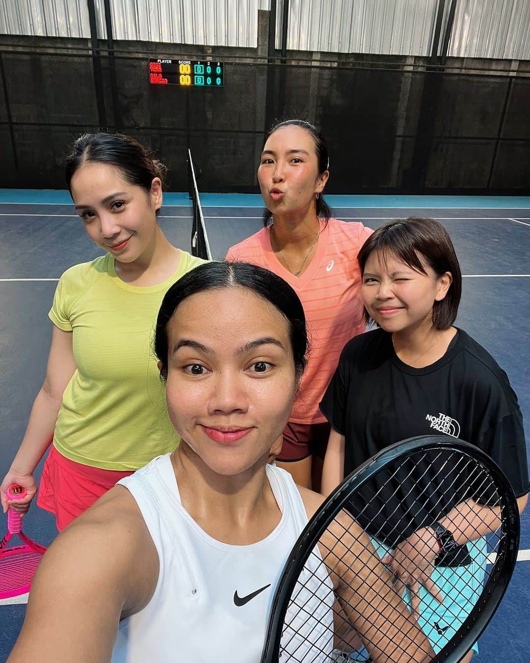 グレイシア・ポリーさんのインスタグラム写真 - (グレイシア・ポリーInstagram)「Ganda Putri Indonesia menuju “Sport Party” 23 Desember nanti di Istora Senayan 🇮🇩」12月11日 20時32分 - greyspolii