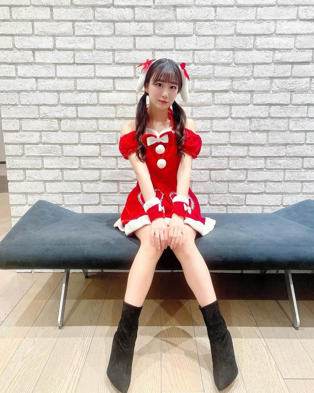 瀧脇笙古さんのインスタグラム写真 - (瀧脇笙古Instagram)「🎅🏻しょこらんた🎅🏻 ⁡ ⁡ ⁡ 全身 ⁡ ⁡ ⁡ ⁡ #イコラブ」12月11日 20時37分 - takiwaki_shoko_