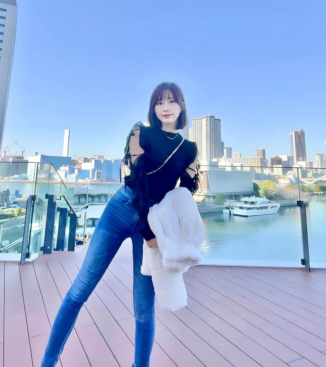 はにゅんのインスタグラム：「珍しくデニム🐻‍❄️👖」