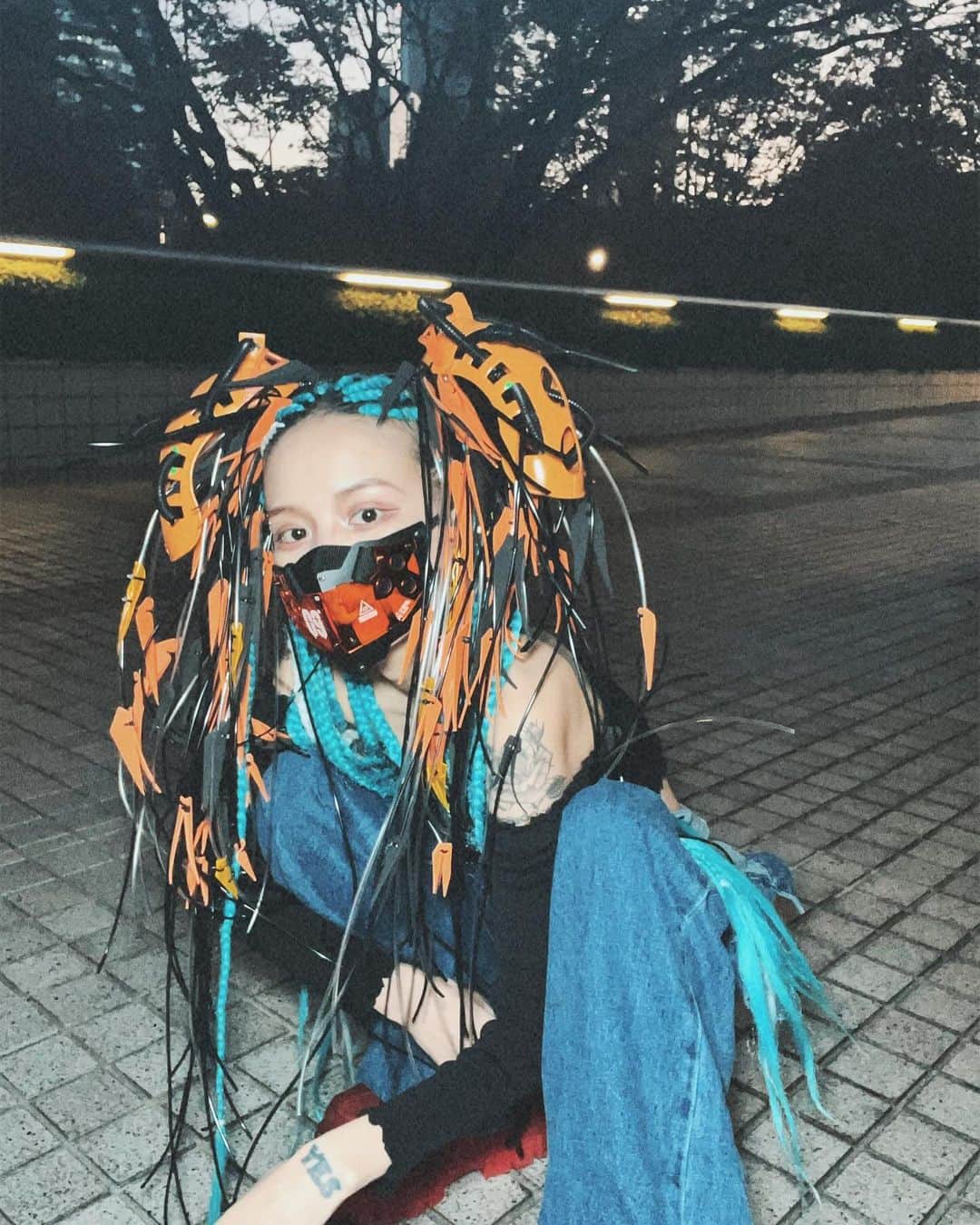ナカオエリコのインスタグラム：「🩶」