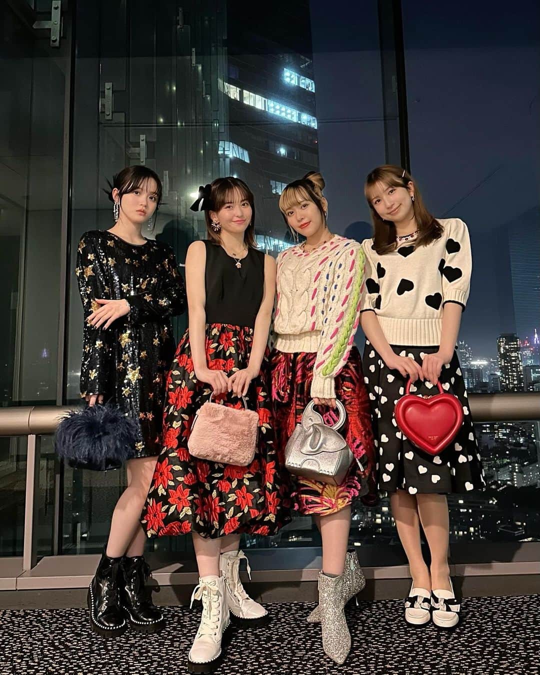 @onefive（ワンファイブ）さんのインスタグラム写真 - (@onefive（ワンファイブ）Instagram)「@​onefive new world ご覧いただけましたか⁇  最終回にふさわしい ドレッシースタイル💎💍👑  これまで観ていただきありがとうございました🫶🏻  #OPENREC #onefive_NW #onefive」12月11日 20時58分 - official.onefive