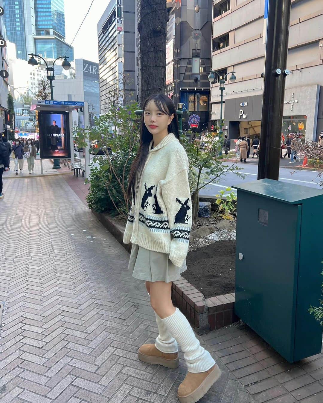 ハン・アルムソンイさんのインスタグラム写真 - (ハン・アルムソンイInstagram)「깻잎머리 아갓시 ...🍃」12月11日 21時01分 - areumsongee