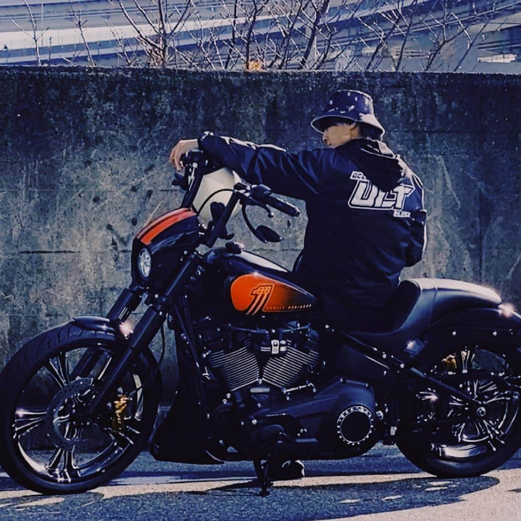 貴水博之のインスタグラム：「My bob is back with a new style🎉🎉🎉  How is it 😉⁉️   #貴水博之   #hearlydavidson #streetbob #streetstyle #custom  #ハーレーダビットソン #ストリートボブ #カスタム #ULT #festival」