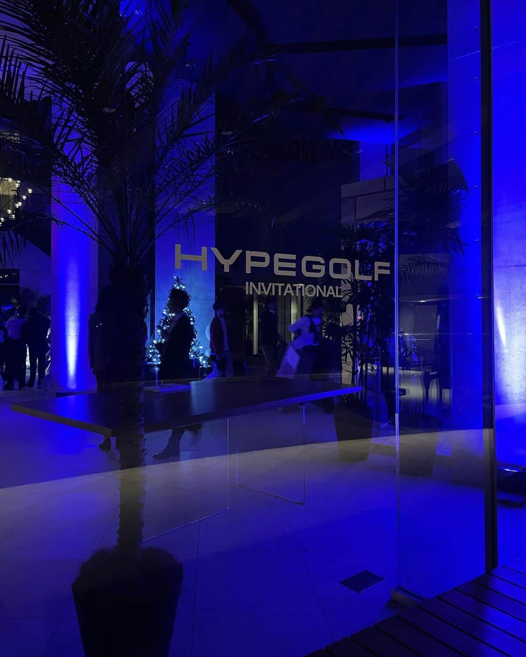 井上奈保さんのインスタグラム写真 - (井上奈保Instagram)「HYPEBEASTが手掛けるゴルフプロジェクトHYPEGOLFによるイベント「HYPEGOLF INVITATIONAL IN JAPAN 2023」のアフターパーティーに参加しました🎄 紹介制のハイエンドなゴルフ場📍ザ セイントナイン東京 のクラブハウスも豪華でした✨ 体を痛めてなかったらプレーもしたかったなぁ。。  @glo.japan @hypegolfjapan #PR」12月11日 21時32分 - inouenaho1207