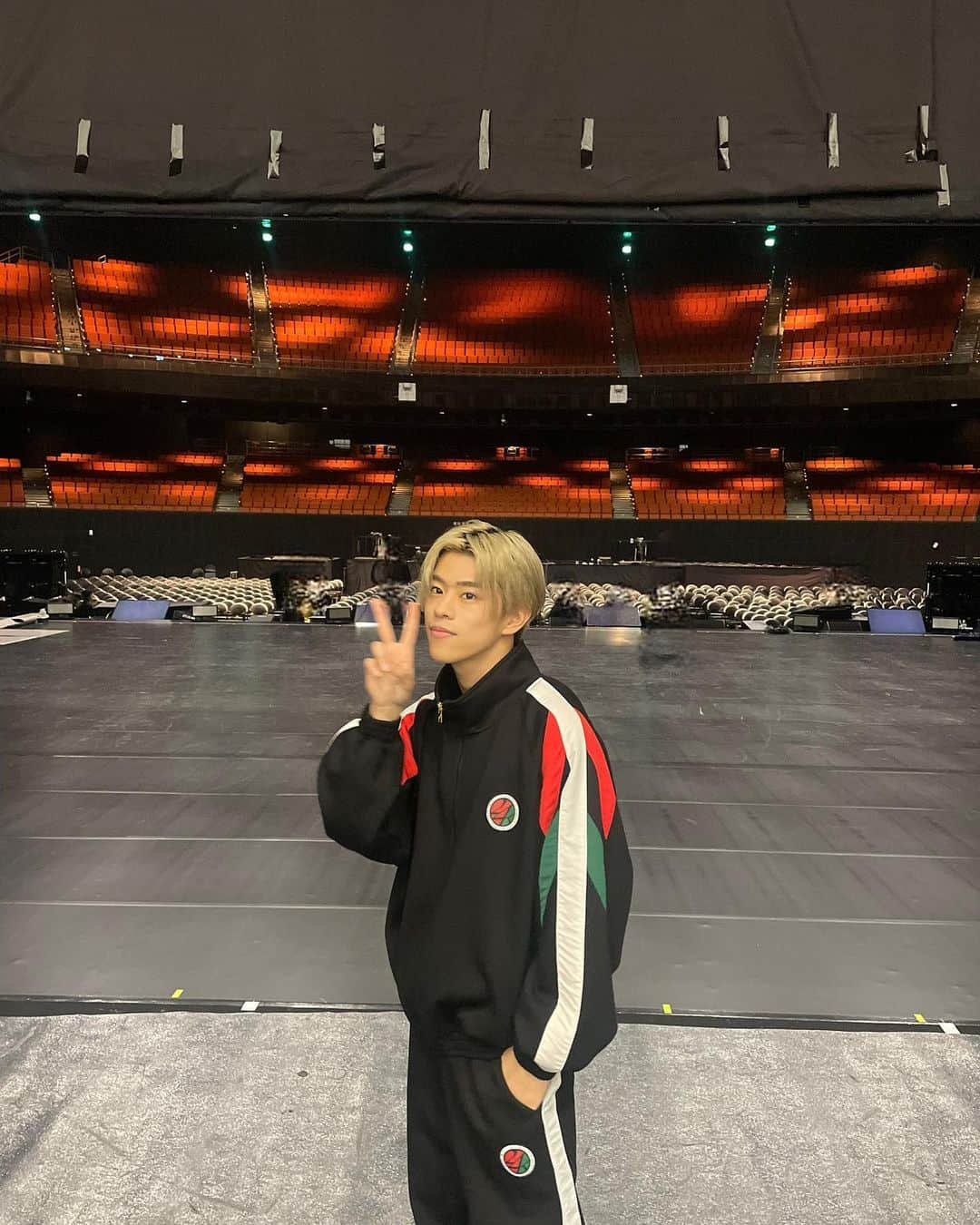 TAKUMIさんのインスタグラム写真 - (TAKUMIInstagram)「. KUWAHARA TAKUMI EXILE LIVE 2023 in TAIPEI  #THEJETBOYBANGERZ #TJBB #桑原巧光」12月11日 21時29分 - beatelements_takumi