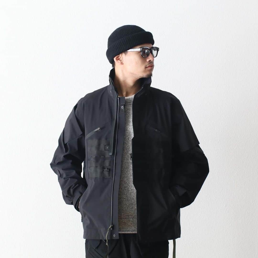 wonder_mountain_irieさんのインスタグラム写真 - (wonder_mountain_irieInstagram)「_ ACRONYM / アクロニウム "J1WTS-GT 3L GORE TEX PRO TEC SYS INTEROPS JACKET" ￥352,000- _ 〈online store / @digital_mountain〉 https://www.digital-mountain.net _ 【オンラインストア#DigitalMountain へのご注文】 *24時間受付 *14時までのご注文で即日発送 tel：084-973-8204 _ We can send your order overseas. Ordering procedure details can be found here. >>http://www.digital-mountain.net/html/page56.html  _ #ACRONYM #ERROLSONHUGH #アクロニウム #エロルソンヒュー _ 実店舗：@wonder_mountain_ #WonderMountain  〒720-0043  広島県福山市船町2-23 JR 「#福山駅」より徒歩10分 #ワンダーマウンテン #japan #hiroshima #福山 #福山市 #尾道 #倉敷 #鞆の浦 近く _ WOMEN/GOODS： @hacbywondermountain _」12月11日 21時33分 - wonder_mountain_