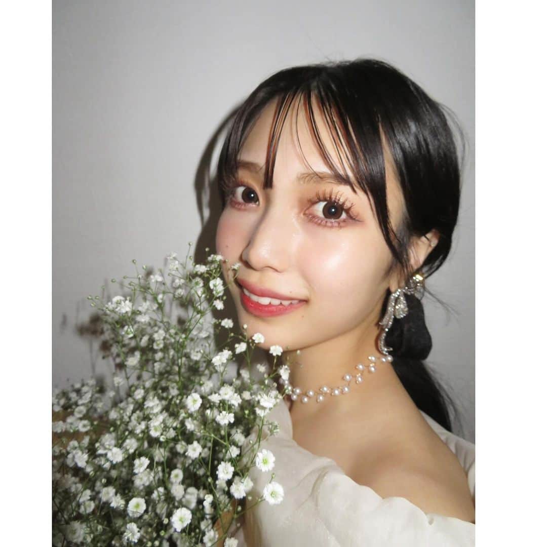 福田一華のインスタグラム：「・ ⁡ 12月10日で19歳になりました。 既に沢山のお祝いありがとうございます( ; ; ) ラストティーン、めいっぱい楽しみます！🩶 ⁡ ⁡ ⁡」