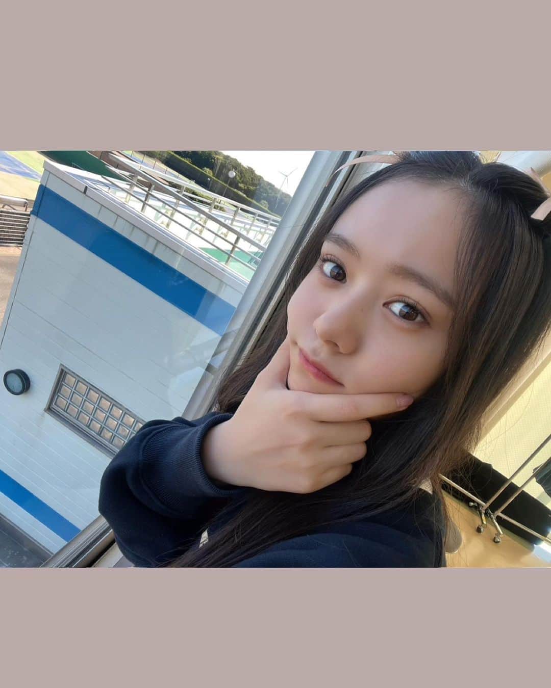 仲村悠菜さんのインスタグラム写真 - (仲村悠菜Instagram)「💙 BLUE DIZZINESSのMVもうみてくれましたか？  #私立恵比寿中学　#エビ中　#bluedizziness」12月11日 21時43分 - nakamura_yuna_official