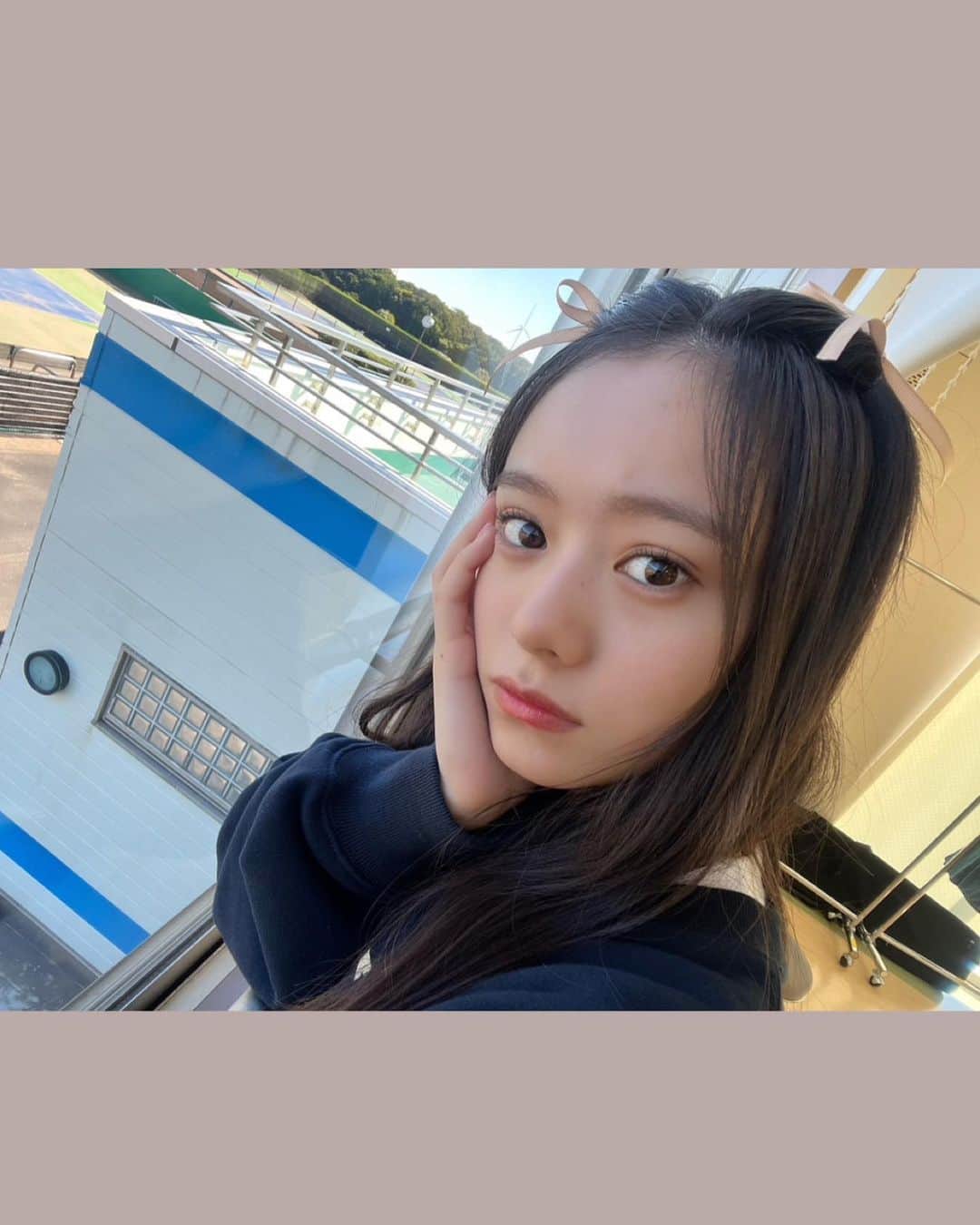 仲村悠菜さんのインスタグラム写真 - (仲村悠菜Instagram)「💙 BLUE DIZZINESSのMVもうみてくれましたか？  #私立恵比寿中学　#エビ中　#bluedizziness」12月11日 21時43分 - nakamura_yuna_official