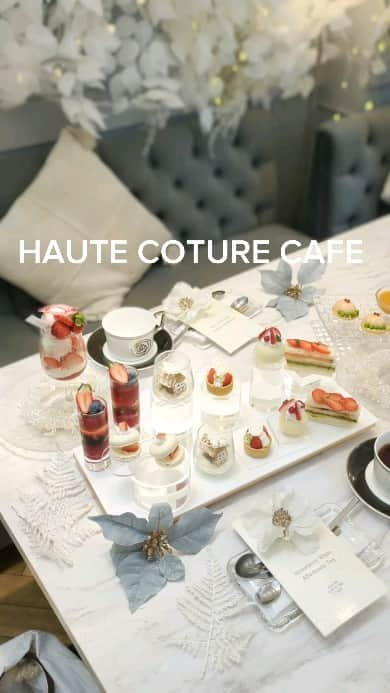 三宅裕子のインスタグラム：「HAUTE COUTURE CAFE 🧁🤍⁡ ⁡@hautecouturecafe_official⁡ ⁡ 中目黒店は目黒川沿いにあるよ！  Strawberry White afternoontea 🍓 一面雪景色❄のような店内に感動♡   メニューは苺好きにはたまらない 苺づくしsweets❣️ 一つ一つキラキラ本当可愛くて美味しくて はるかちゃんと可愛いばかり言ってたよ☺️🩷 ドリンクもフリー👌🏻´-  また行きたいな🎶  〇Access〇 HAUTE COUTURE CAFE 中目黒 東京都目黒区青葉台1-16-9  サクラガーデンイースト2F  営業時間: 11:00～20:30(20:00LO)  .*･ﾟ　.ﾟ･*.⁡ ⁡ #オートクチュールカフェ⁡ ⁡ #オートクチュールカフェ中目黒⁡ ⁡ #hautecouturecafenakameguro  #アフタヌーンティー⁡ ⁡ #ヌン活  #ヌン活レポ ⁡ ⁡ #ヌン活東京  #中目黒カフェ ⁡ ⁡ #中目黒グルメ⁡ ⁡ #カフェ巡り部」