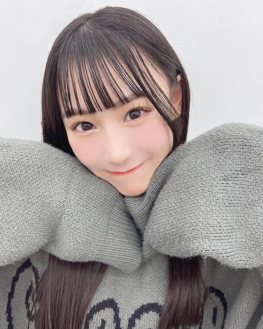 山崎玲奈のインスタグラム：「だぼだぼ〜っ💭☺︎」