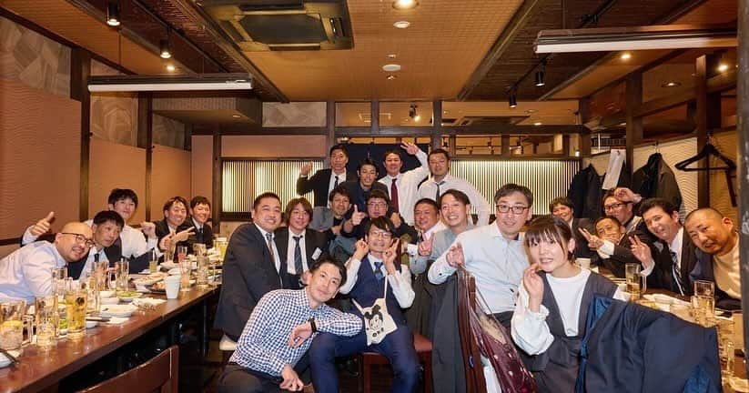 宮崎大輔さんのインスタグラム写真 - (宮崎大輔Instagram)「松井先生を囲む会 36年間日本体育大学の歴史を作って頂きありがとうございました。 私は松井先生から高校時代に オファーを貰っていなければ、 ハンドボールはやめていました。 2021年に日体大を無事卒業することができ、色々なところで 感謝感謝感謝です。 沢山のメンバーも集まりました❗️  #日体大 #日本体育大学 #感謝 #恩師」12月11日 23時01分 - daisuke7_official