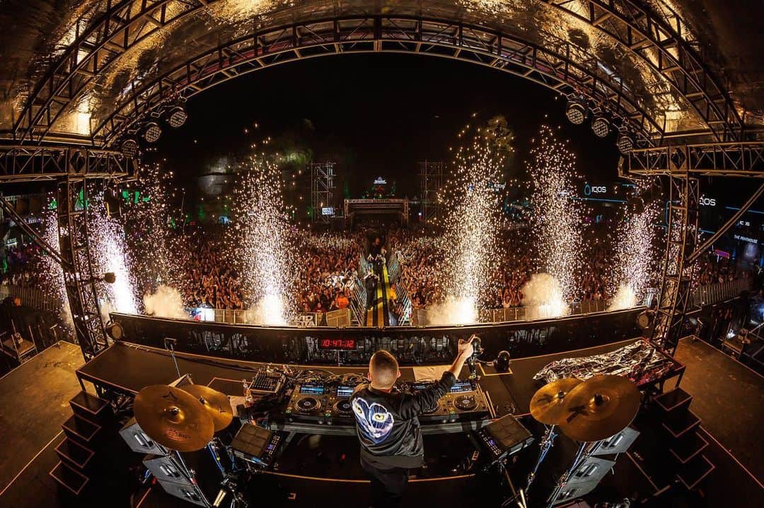 ギャランティスのインスタグラム：「Love you DWP Bali! 🙌🏼♥️🙏🏼🥳」