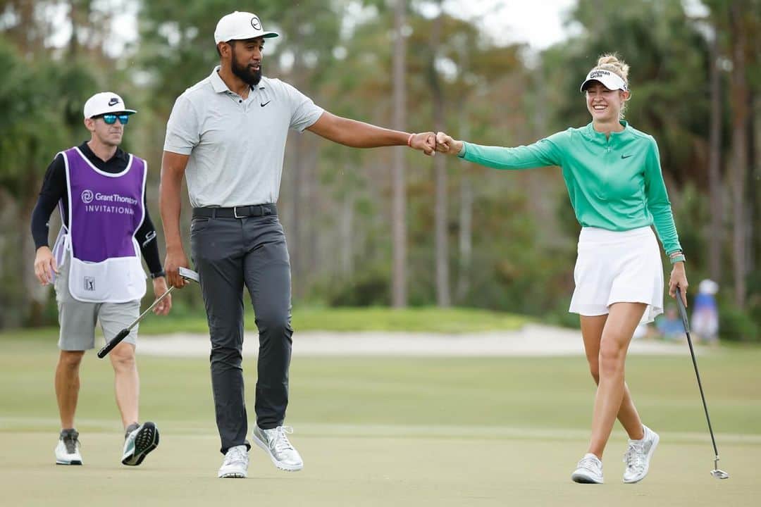 ネリー・コルダのインスタグラム：「So fun to team up w/ @tonyfinaugolf at the @grantthorntoninv!! A @finaufresh fan for life!!! Can’t wait to follow along.   Thank you @grantthorntonusa for letting me be a part of a tournament that brought the men and women together to help grow the game! Im excited to see what the future holds for this special event :)   #FiNelly」
