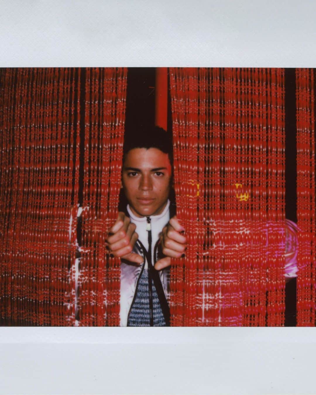 ジョルジオアルマーニのインスタグラム：「Celebrating with #AXfw23 ⁣ ⁣ Stylist @marcgoehring⁣ Model @tobi_asdw」